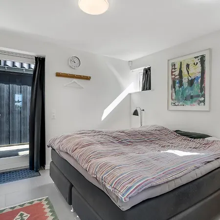 Дом отдыха Gorgeous In With House Sea View *