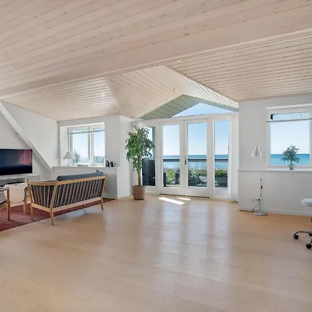 Gorgeous In With House Sea View Dannemare